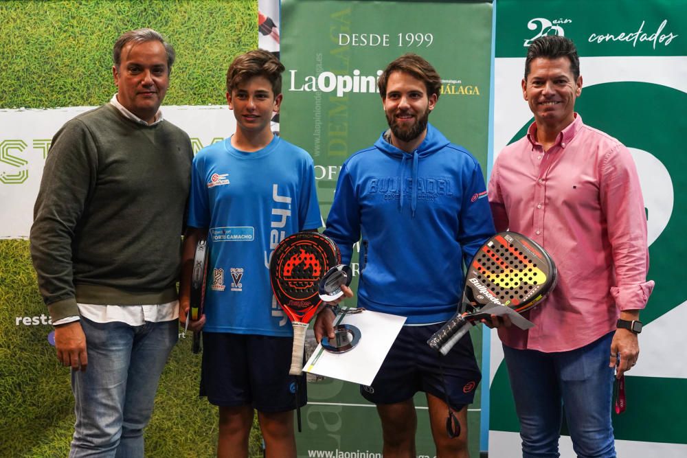 Entrega de los premios a los ganadores del V Torneo de Pádel de La Opinión de Málaga.