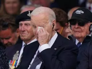 Biden alude a la "grandeza" de Estados Unidos y compara Normandía con la guerra de Ucrania