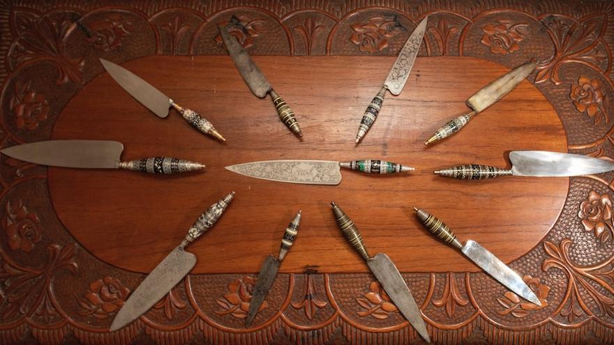 Teror exhibe la mejor colección de cuchillos canarios del mundo - La  Provincia