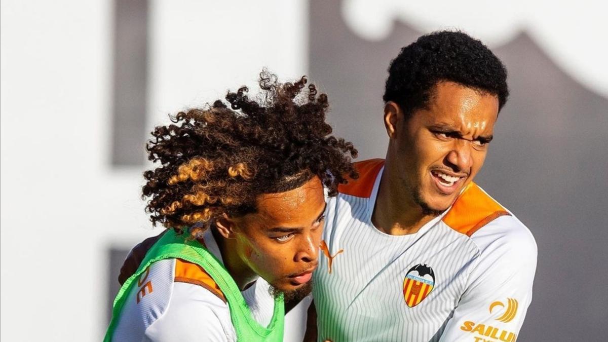 Hélder Costa convocatoria Angola