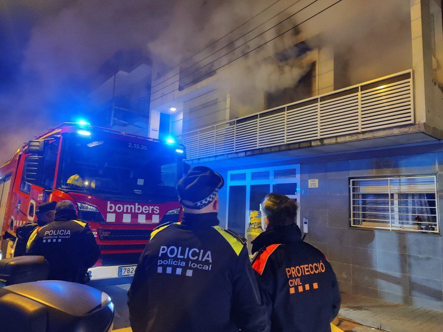 Incendi en un edifici de Blanes