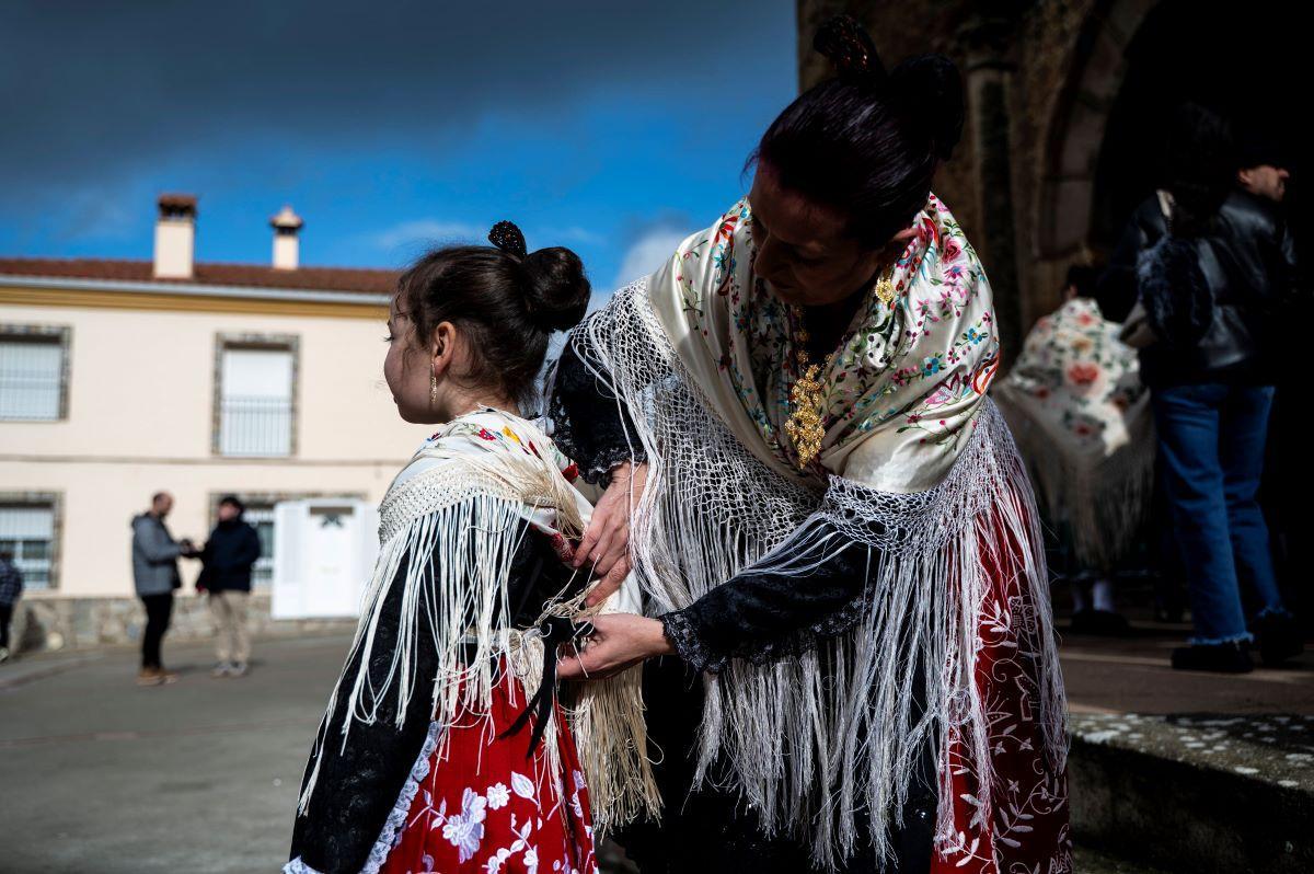 El municipio cacereño de Monroy celebra su tradicional ceremonia de las Purificás