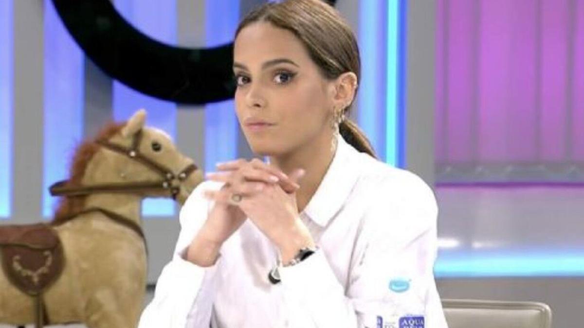 Marta Riesco insulta a Gloria Camila y tienen un fuerte encontronazo en plena Feria de Abril