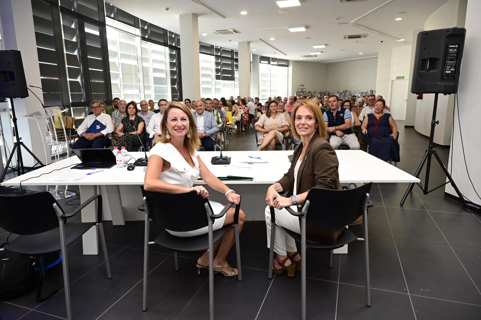 La Asamblea de Fiestas en imágenes: Collazos y la nueva Junta de Festes