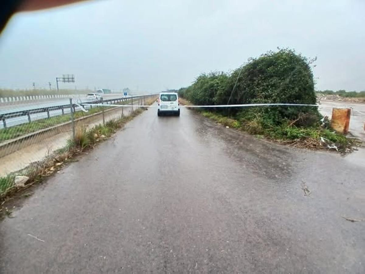 Accesos cortados a la autovía.