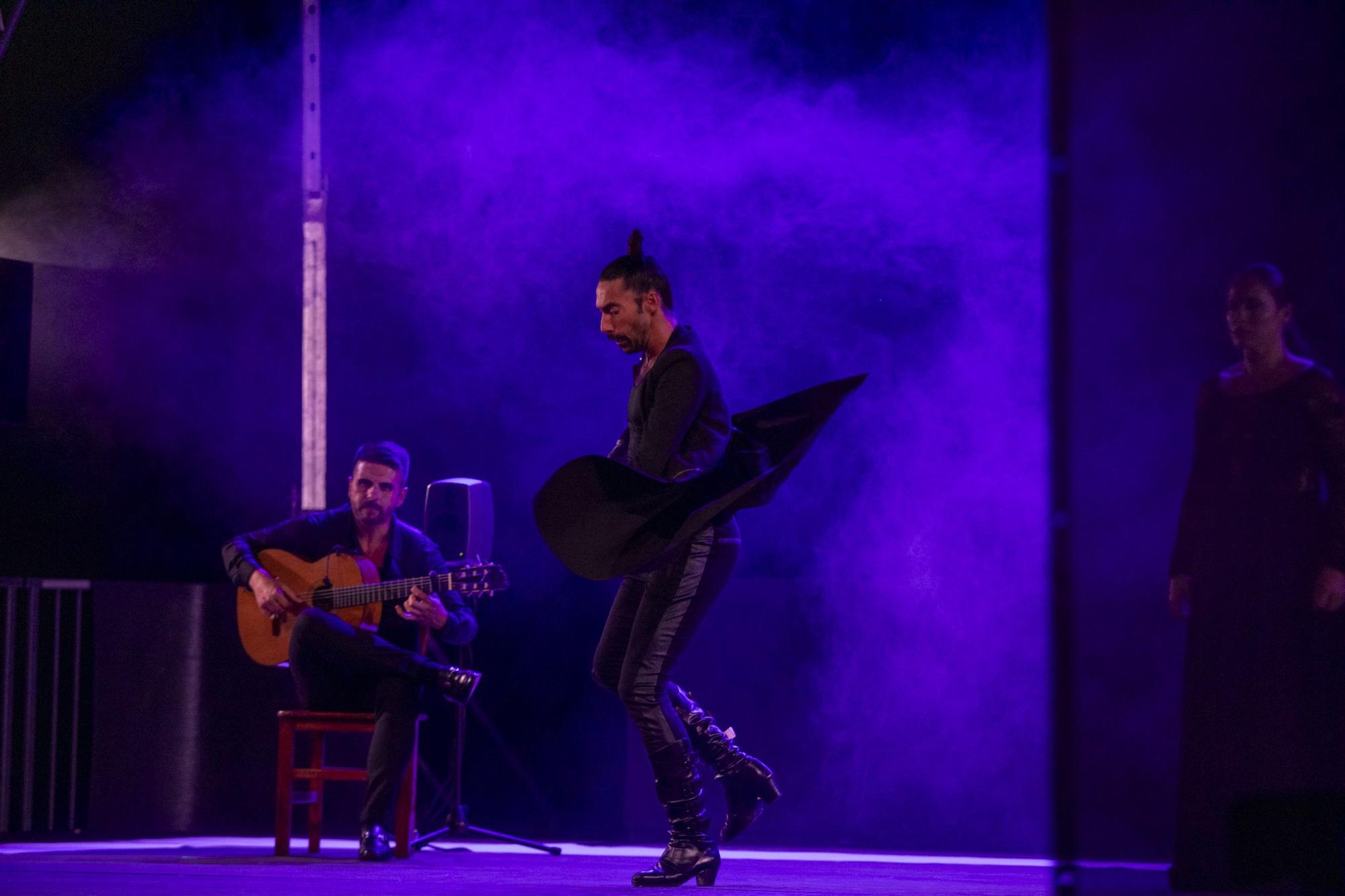 Todas las imágenes de la actuación del bailaor Eduardo Guerrero en Ibiza