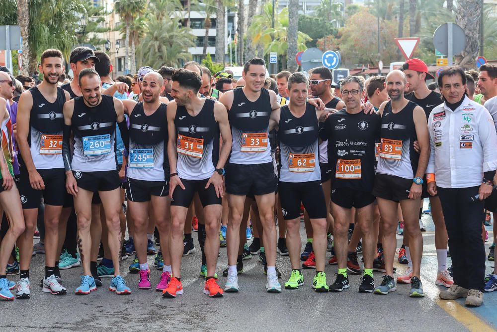 Más de 400 personas toman parte en la marcha solidaria de AFA Torrevieja y en las pruebas deportivas, en las que triunfan corredores locales