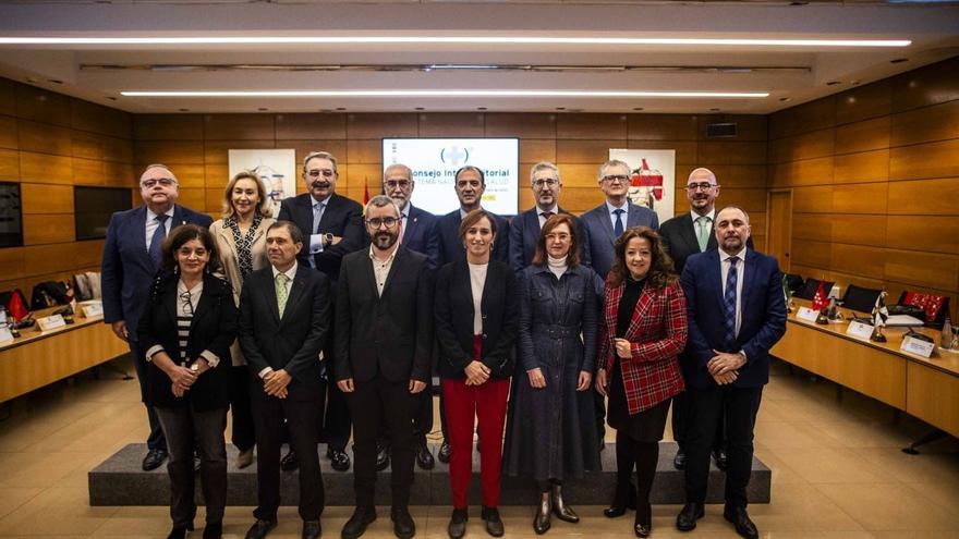 Aragón pide a Sanidad la convocatoria urgente de una reunión para abordar la falta de médicos en el medio rural