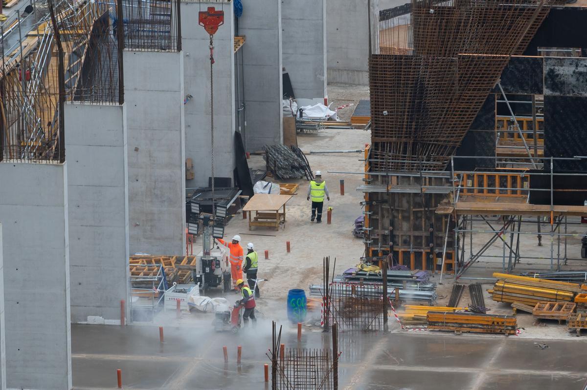 En imágenes | Así avanzan las obras en el estadio de fútbol de La Romareda