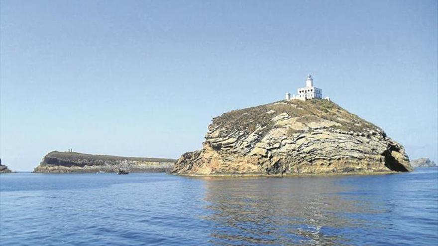 Cerco a las visitas a Columbretes por la elevada demanda de público