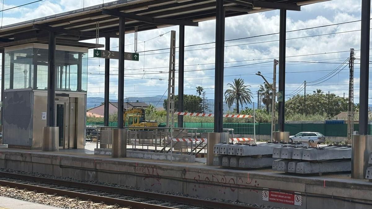 Obras en la estación de tren de Benicarlo-Peñíscola