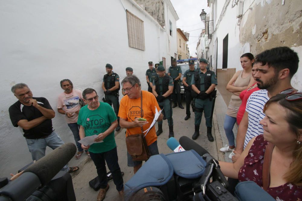 Desahucio paralizado en Oliva