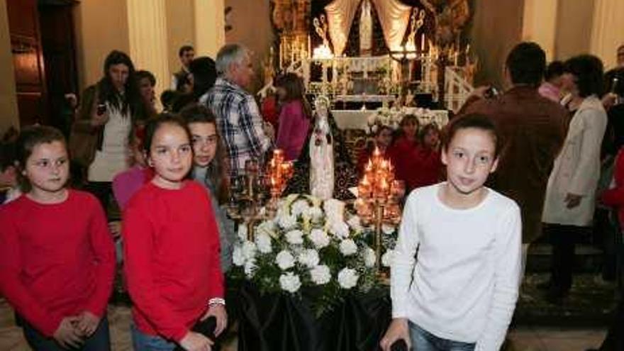 Los pequeños costaleros de la Semana Santa