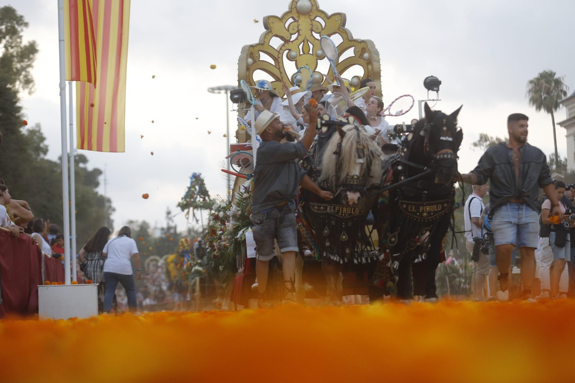 Así ha sido la Batalla de Flores en València 2024