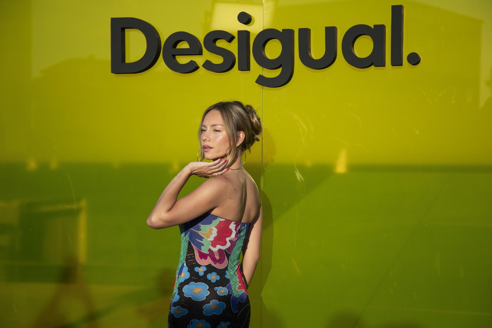 Paris Jackson, Ester Expósito, María Escoté, Miranda Makaroff i Gala González, entre altres famoses, van seguir la presentació de la nova col·lecció SS25 de la firma catalana, en la celebració dels seus 40 anys.
