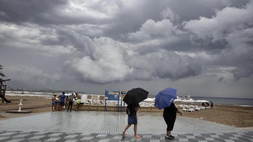 La tormenta deja 70 litros en Xàbia y 40 en Mutxamel