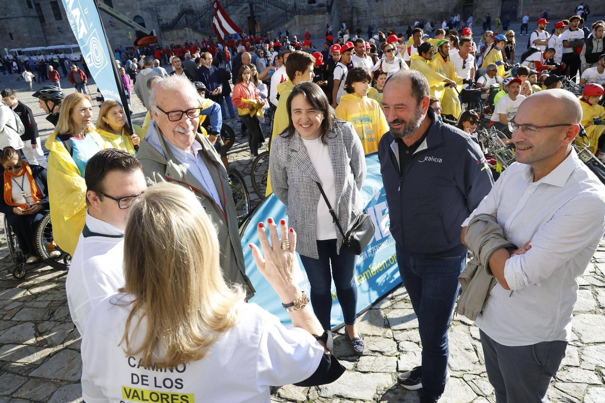 Vicente del Bosque e Irene Villa, en Santiago con el Camino de Valores por la inclusión