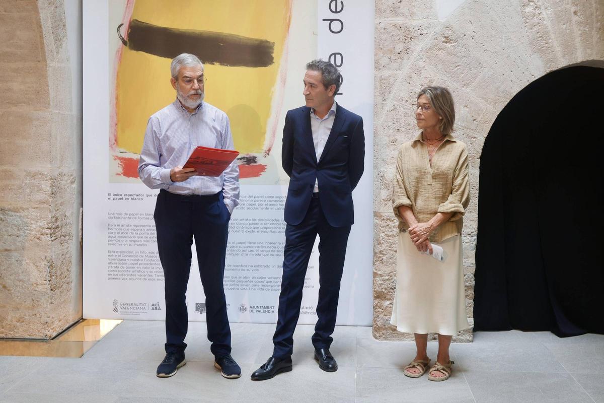 Manuel Chirivella, Nicolás Bugeda y Helga Grollo, en la Fundación.