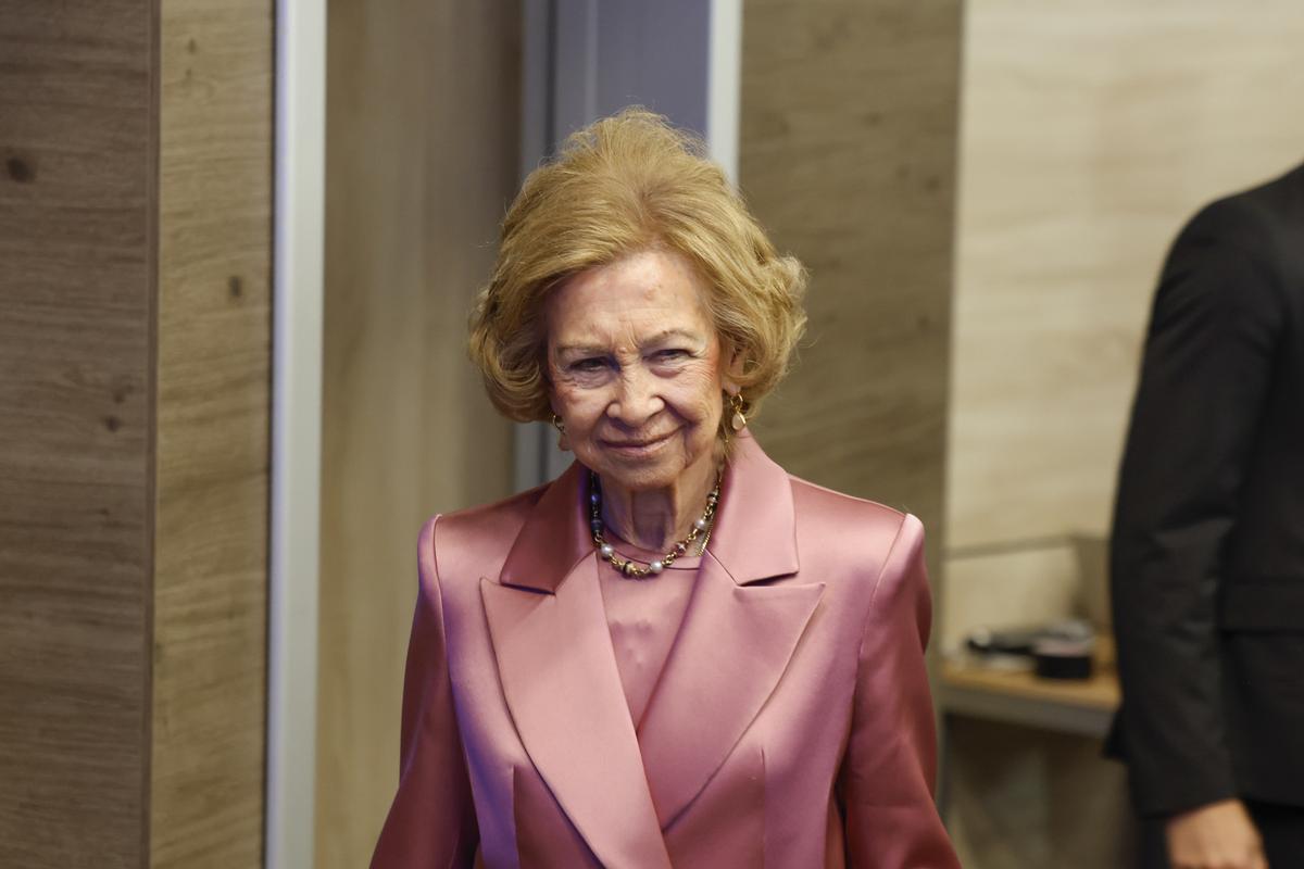 La reina Sofía está superando la reciente muerte de su hermana Irene