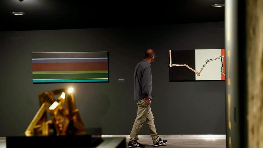 La obra de Gustavo Torner vuelve a València en su centenario con una exposición que es "un refugio para el silencio"