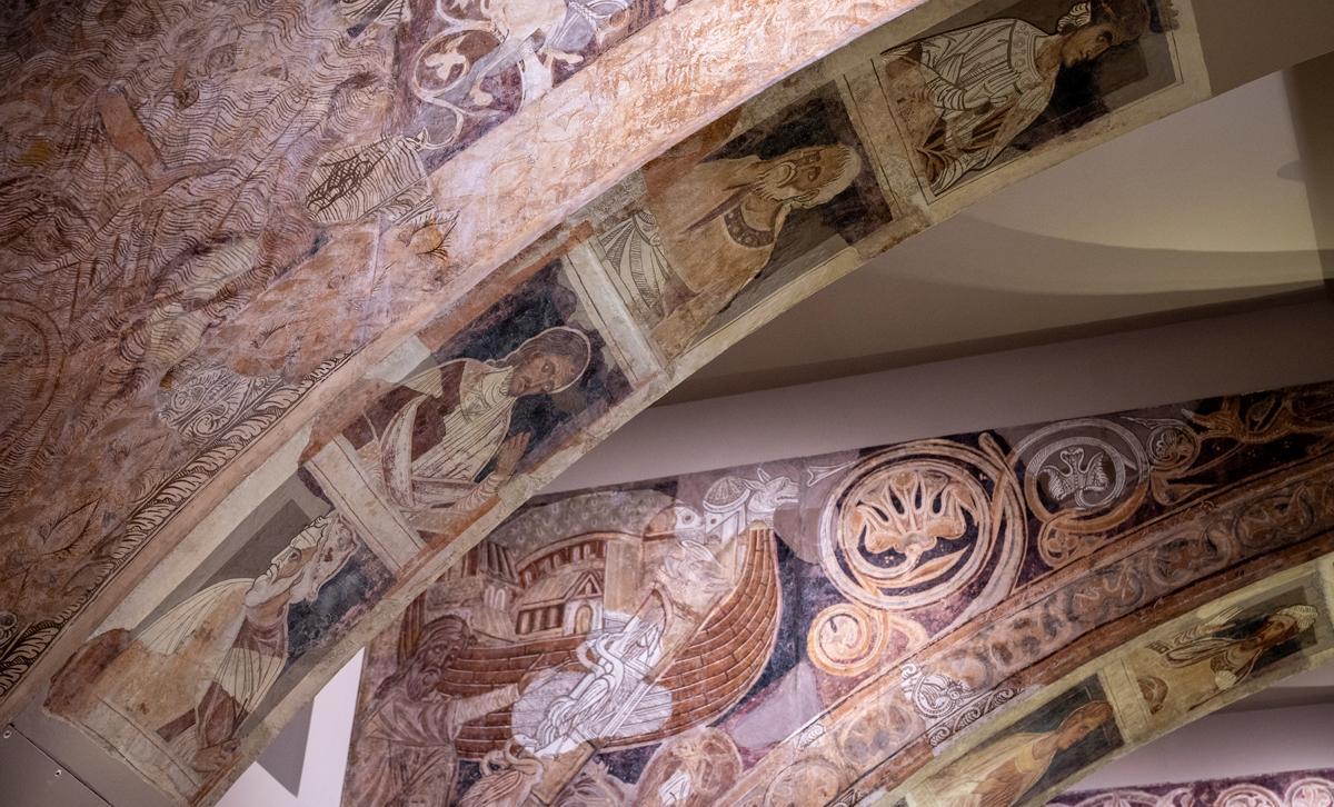 Pinturas de Sijena en las salas de arte románico en el MNAC