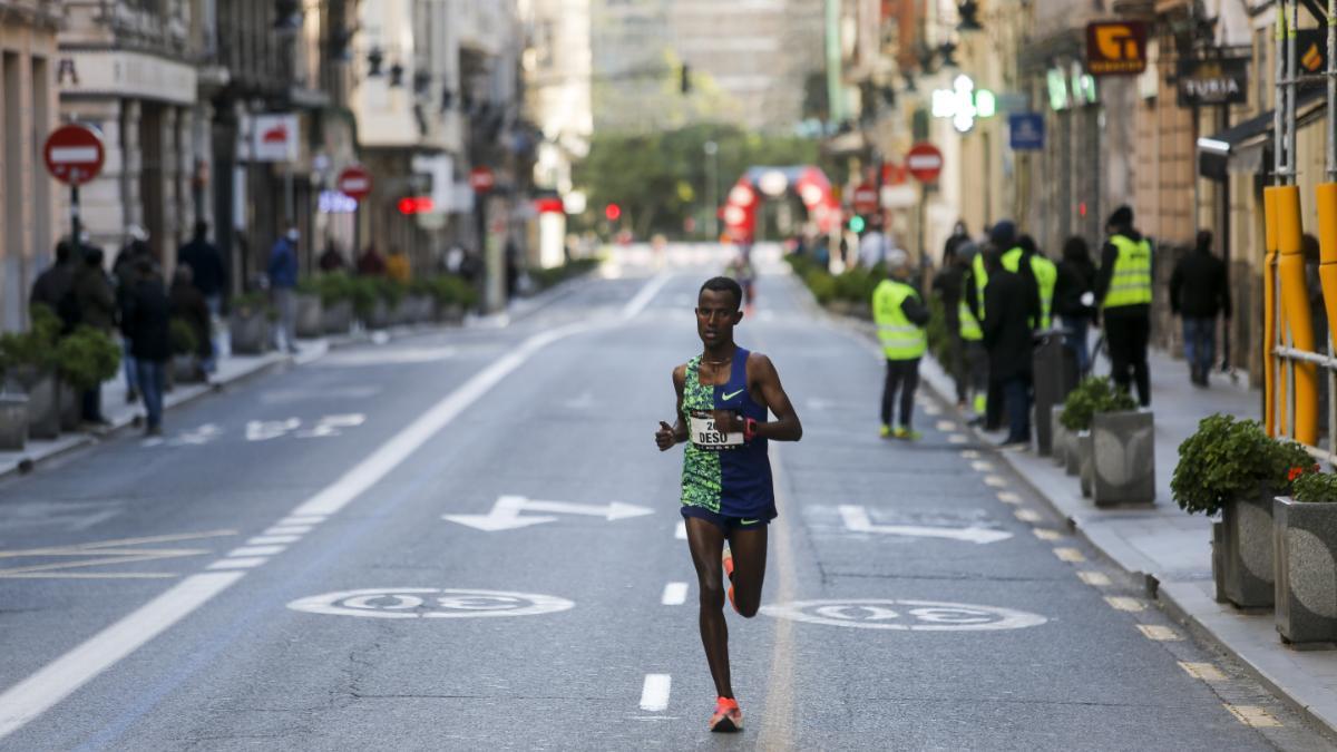 Maratón Valencia 2020: las imágenes del maratón y el Medio Maratón