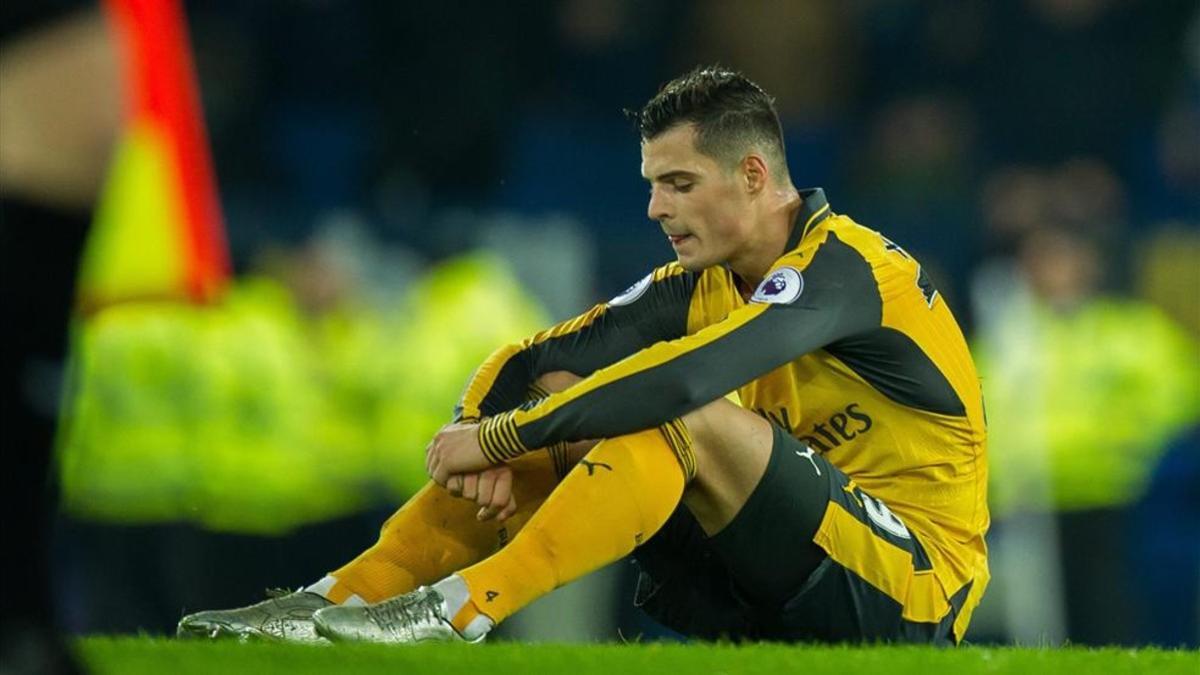 Xhaka, acusado de proferir insultos racistas