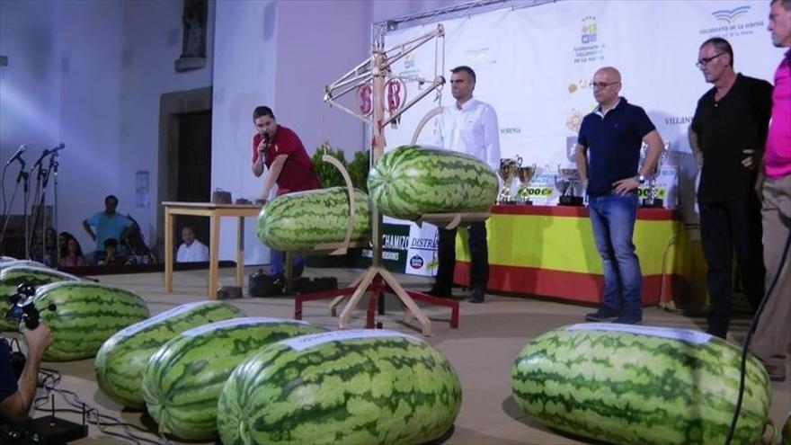 Una sandía de 90 kilos bate récord en el concurso de San Bartolo