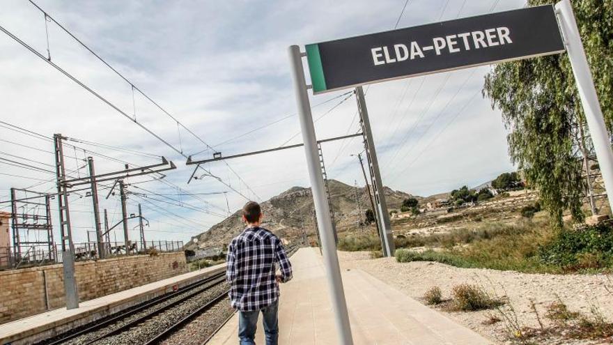 Elda y Villena retoman la lucha por un tren de cercanías que las una con Alicante y Valencia