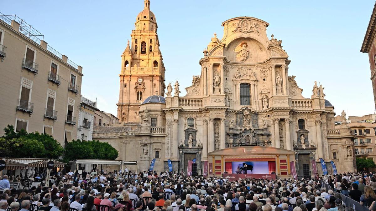 El concierto de la Carroza del Teatro Real en Belluga inauguró el Tour del Talento 2026 el pasado sábado.