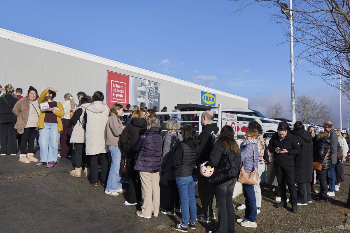 Les fotos de la inauguració de l'IKEA de Girona