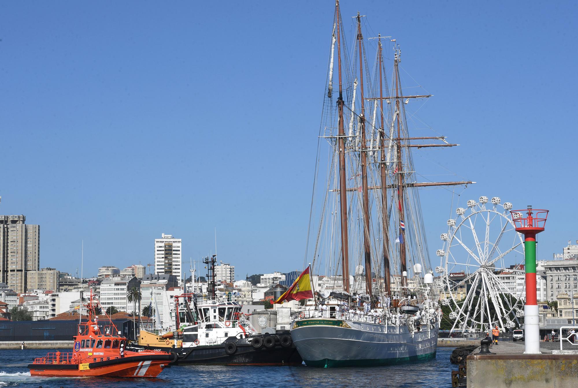 El 'Juan Sebastián de Elcano' ya está en A Coruña