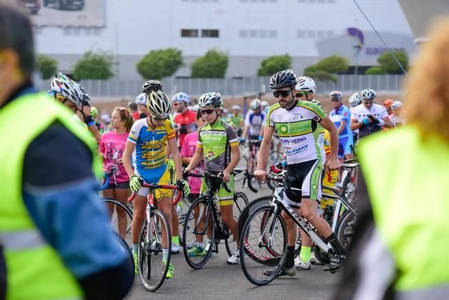 Salida de la ruta cicloturista hacia Artenara ...