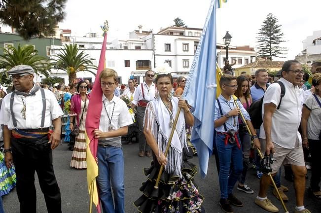 ROMERIA ROCIERA Y OFRENDA A LA VIRGEN