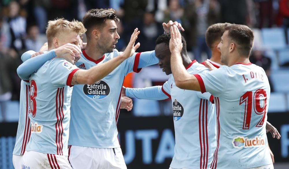 Galería de imágenes con las mejores fotografías de la goleada del Celta al Sevilla (4-0) en Balaídos.