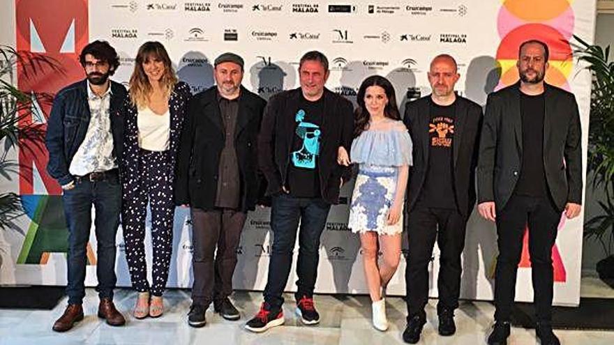 D&#039;esquerra a dreta, David Verdaguer, Aina Clotet, David Torras, Sergi López, Núria Gago, Esteve Soler i Gerard Quinto