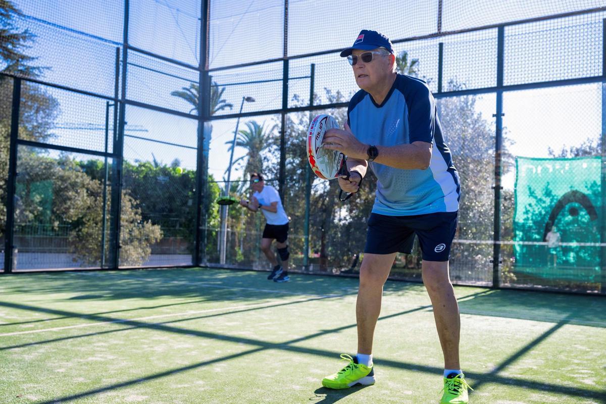 Los deportes de raqueta combinan el trabajo cardiovascular con la estimulación cognitiva y un fuerte componente social