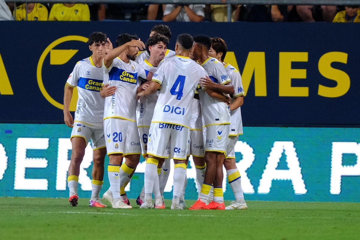 El Cádiz CF - UD Las Palmas, de la final del Carranza, en imágenes El Cádiz CF - UD Las Palmas, de la final del Carranza, en imágenes