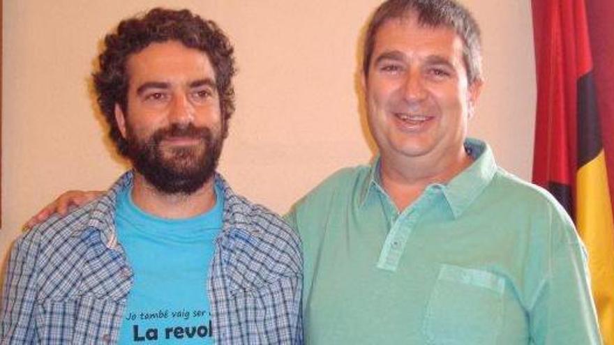 Per l&#039;esquerra, Ernest Clotet (CUP) i Josep Candàliga (ERC), el dia del ple de constitució del nou govern