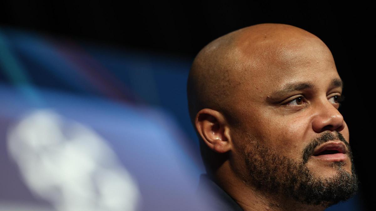Vincent Kompany, en la rueda de prensa previa al Bayern - PSG