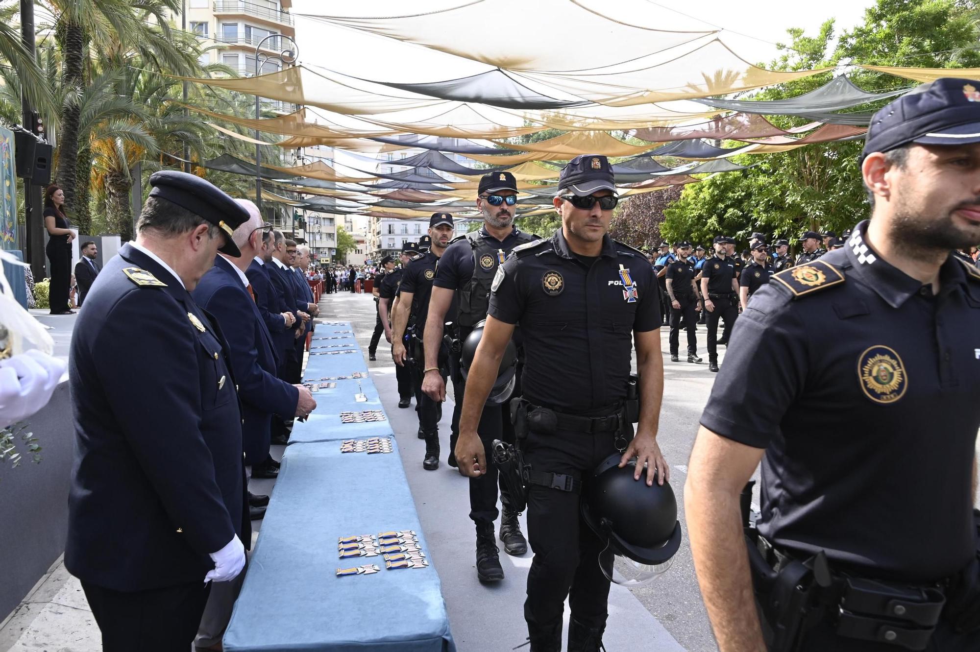 Así ha sido el acto del patrón de la Policía Local de Elche