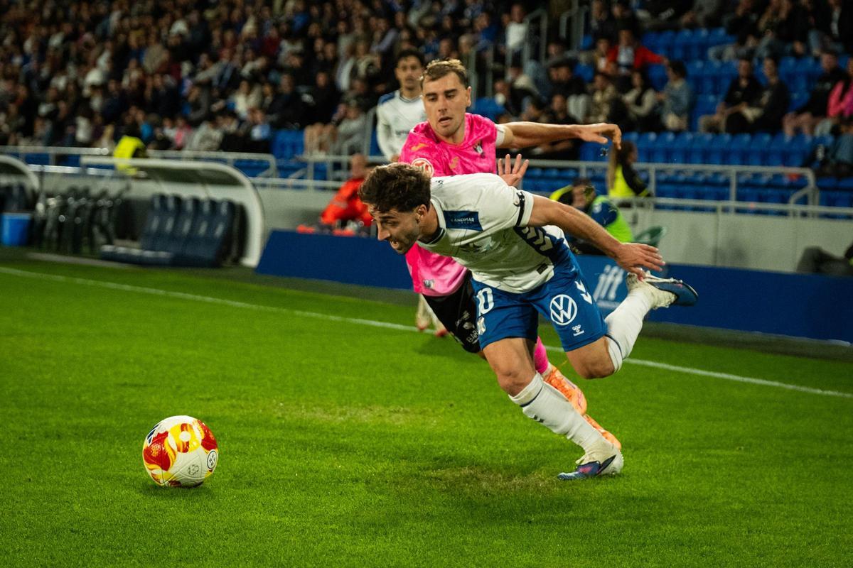 Partido de Primera RFEF CD Tenerife-CF Talavera de la Reina