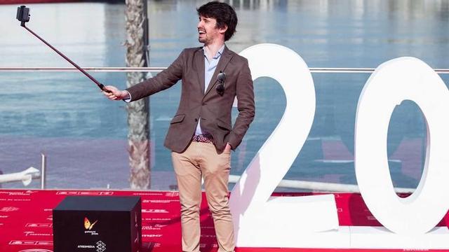 Santiago Alverú, protagonista de "Selfie".