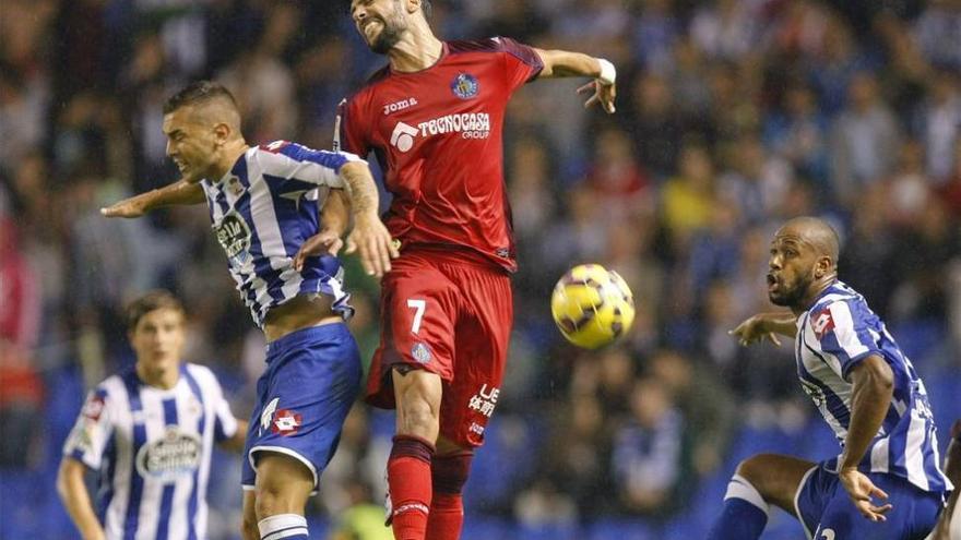 El Getafe supera con velocidad a un frágil Deportivo