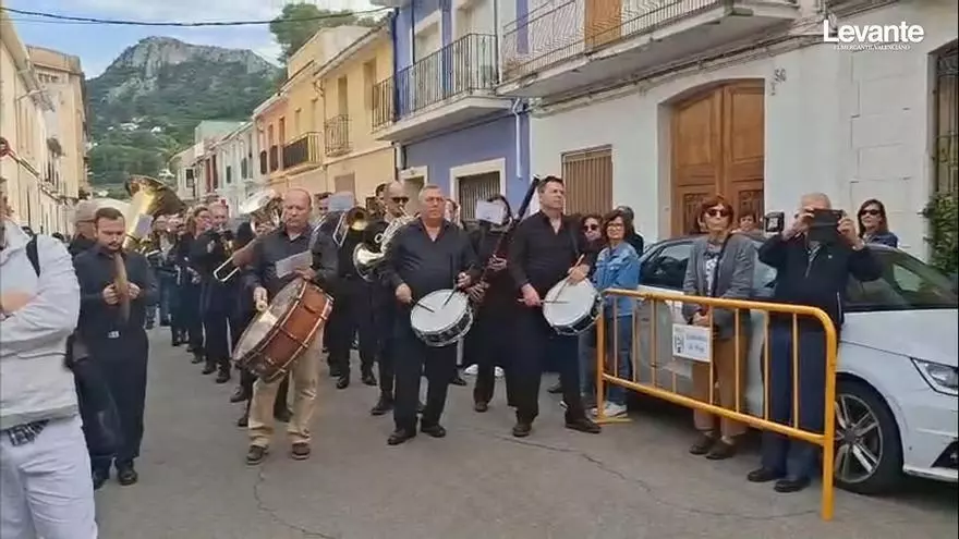 "La música era su vida": la banda de Dénia y la cultura de la Marina Alta despiden en Pego a Josep Sendra