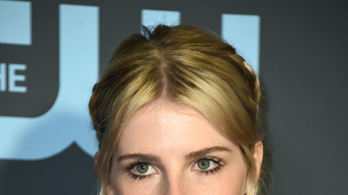 Critics' Choice Awards 2019: el maquillaje de Lucy Boynton