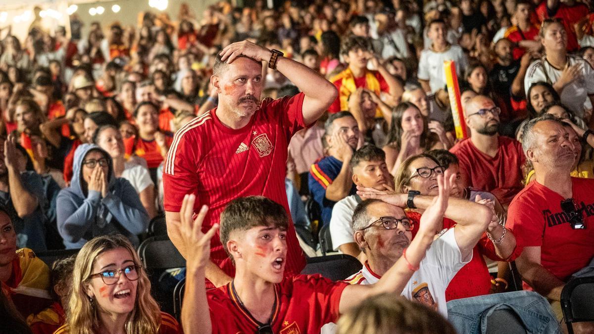 Vídeo: Tegueste vive a lo grande la victoria de España en el Mundial 2026
