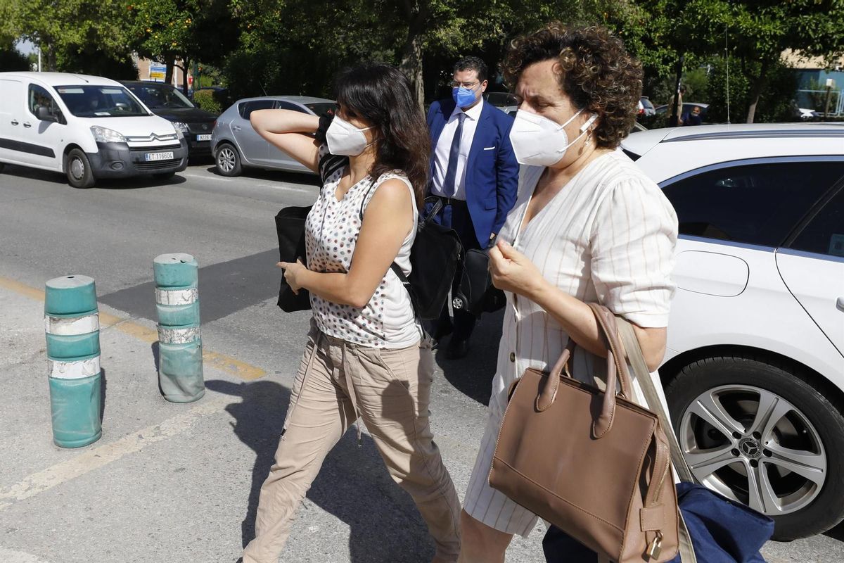 Un jutge contra Juana Rivas: una interlocutòria plena d’imprecisions i mitges veritats per denegar un indult Un jutge contra Juana Rivas: una interlocutòria plena d’imprecisions i mitges veritats per denegar un indult