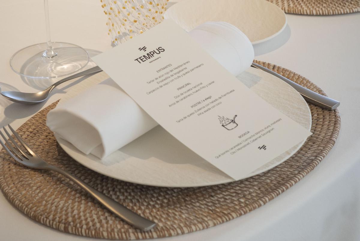 Al frente de esta nueva propuesta, hay un equipo internacional curtido en Akelarre, Arzak o StreetXO, con raíces también en la cocina de la provincia.