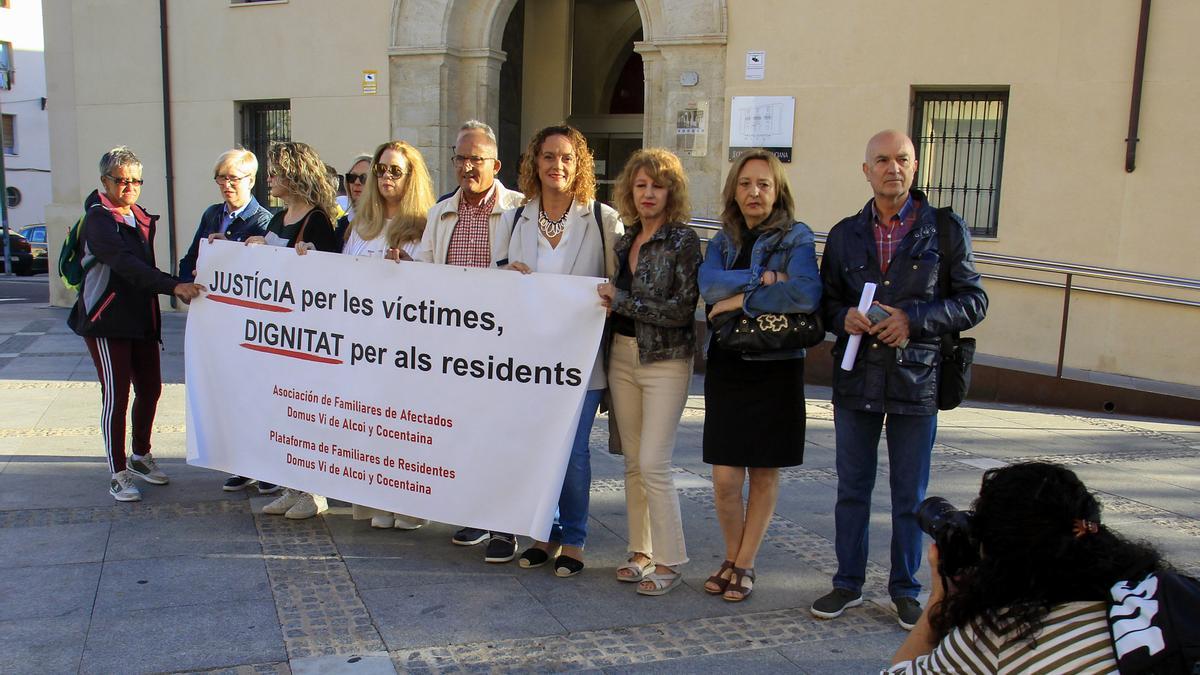 Juicio por las 74 muertes en una residencia de mayores de Alcoy.